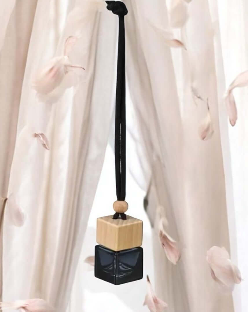 Hanging Car Diffuser – Perfume your drive, naturally
